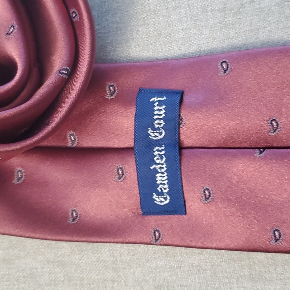 Camden Court Tie - Picture 5 of 7